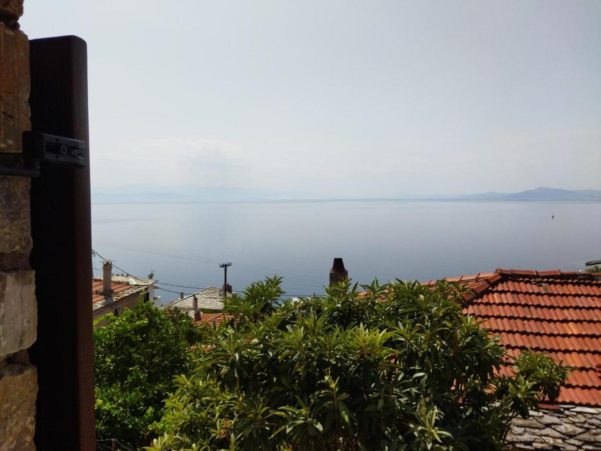 فيلا ¨Με Θέα Το Ηλιοβασίλεμα¨ أفيسوس المظهر الخارجي الصورة
